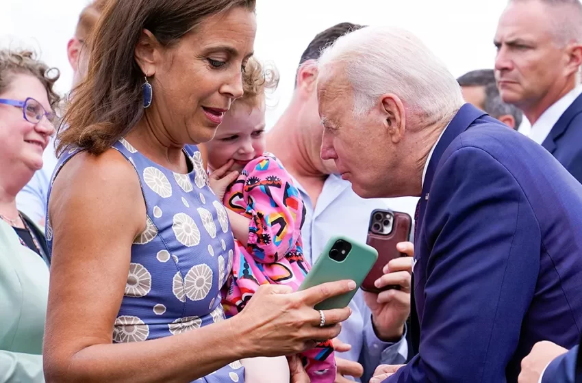  Biden’s Recent Controversial Interaction with a Young Girl Raises Concerns about his Behavior with Children
