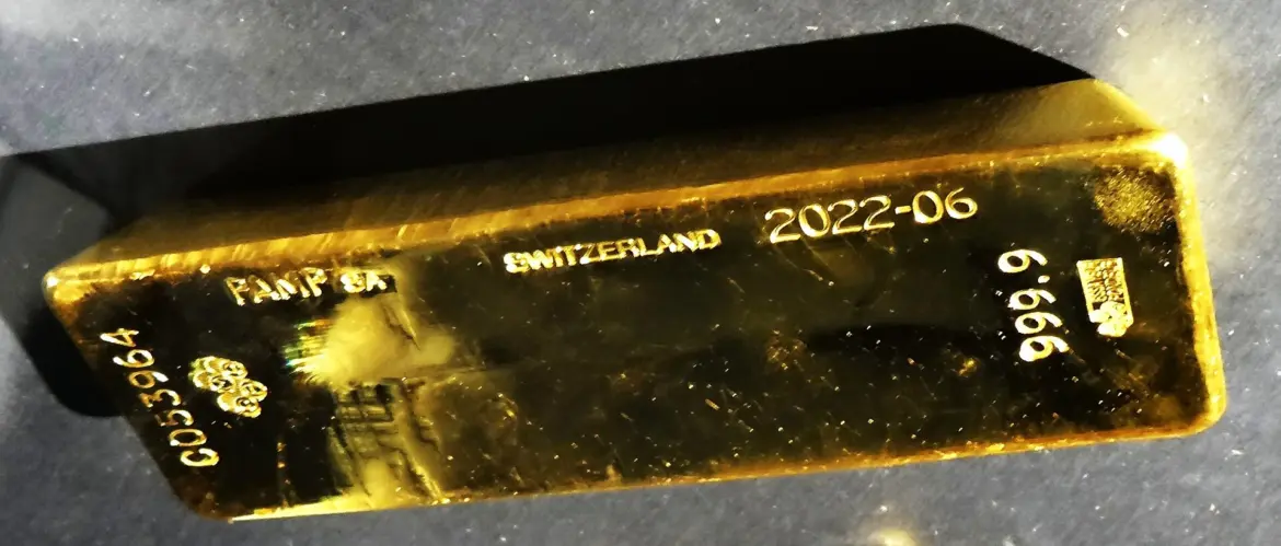 Gold Price at $4,301: The October Fed Hike Nobody Was…