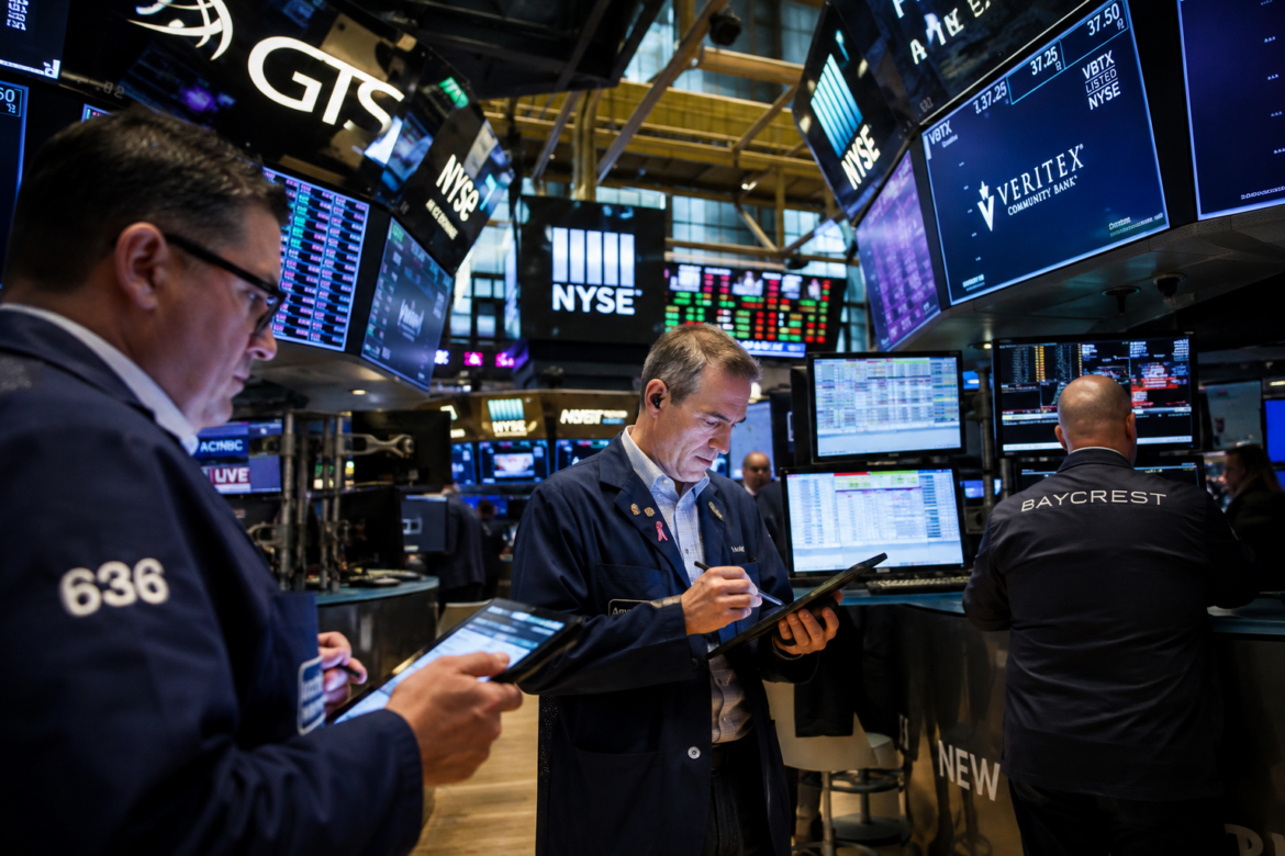 Can the S&P 500 rise further despite high valuations? HSBC says yes: here’s why